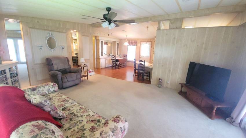 119 Lake Hazel Drive a Winter Haven, FL Mobile or Manufactured Home for Sale